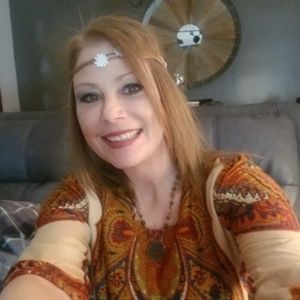 Meet your Posher, Darcy